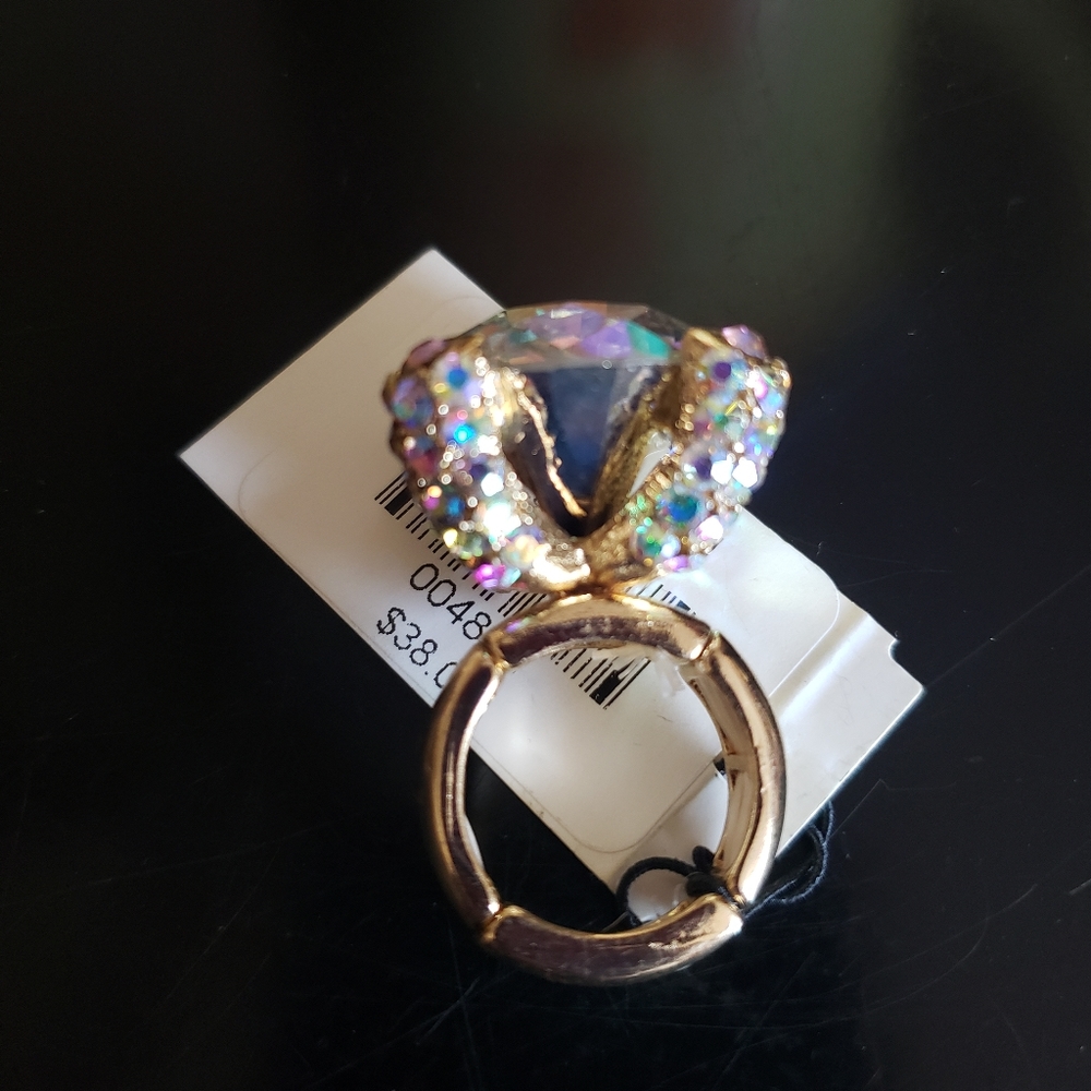 NWT Golden Rainbow Rhinestone Ring - Picture 3 of 7